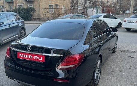 Mercedes-Benz E-Класс, 2016 год, 3 150 000 рублей, 7 фотография