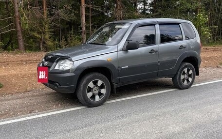 Chevrolet Niva I рестайлинг, 2010 год, 360 000 рублей, 4 фотография