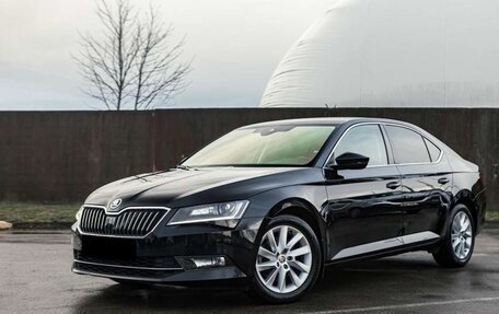 Skoda Octavia IV, 2019 год, 1 600 000 рублей, 4 фотография