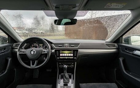 Skoda Octavia IV, 2019 год, 1 600 000 рублей, 30 фотография