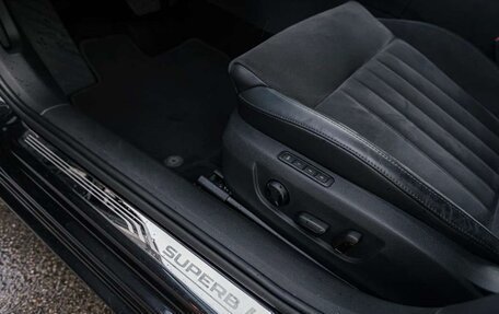 Skoda Octavia IV, 2019 год, 1 600 000 рублей, 23 фотография