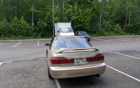 Honda Accord VII рестайлинг, 2000 год, 385 000 рублей, 3 фотография