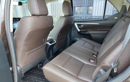 Toyota Fortuner II, 2017 год, 3 500 000 рублей, 30 фотография