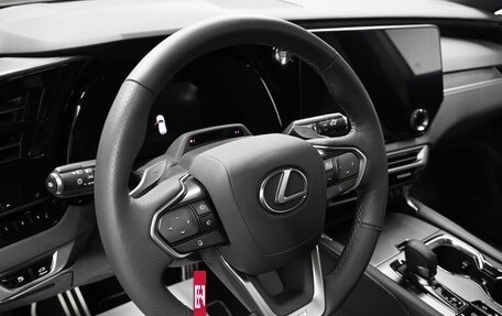 Lexus RX IV рестайлинг, 2024 год, 11 290 000 рублей, 24 фотография