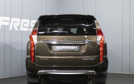 Mitsubishi Pajero Sport III рестайлинг, 2017 год, 3 622 000 рублей, 4 фотография