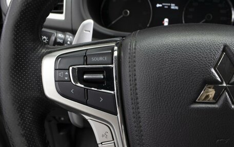 Mitsubishi Pajero Sport III рестайлинг, 2017 год, 3 622 000 рублей, 18 фотография