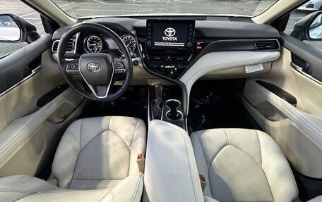 Toyota Camry, 2023 год, 2 960 000 рублей, 7 фотография