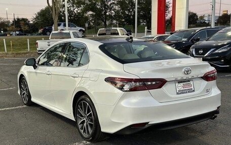 Toyota Camry, 2023 год, 2 960 000 рублей, 5 фотография