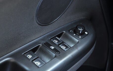 Volkswagen Golf Plus II, 2011 год, 999 999 рублей, 17 фотография