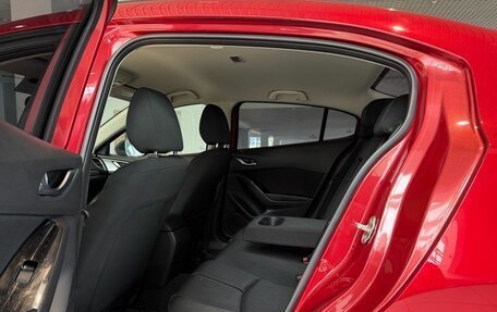 Mazda 3, 2018 год, 1 650 000 рублей, 15 фотография