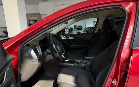 Mazda 3, 2018 год, 1 650 000 рублей, 14 фотография
