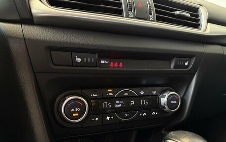 Mazda 3, 2018 год, 1 650 000 рублей, 23 фотография