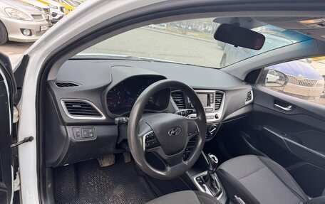 Hyundai Solaris II рестайлинг, 2018 год, 660 000 рублей, 6 фотография