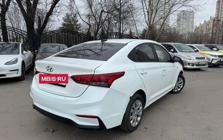 Hyundai Solaris II рестайлинг, 2018 год, 660 000 рублей, 4 фотография