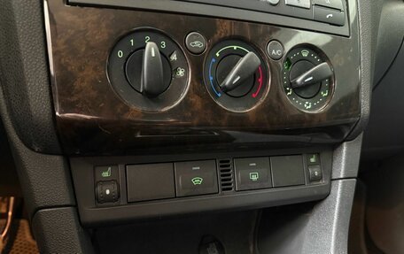 Ford Focus II рестайлинг, 2006 год, 390 000 рублей, 20 фотография