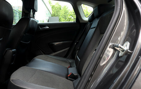 Opel Astra J, 2011 год, 695 000 рублей, 10 фотография