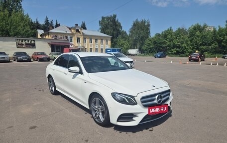 Mercedes-Benz E-Класс, 2018 год, 4 050 000 рублей, 3 фотография