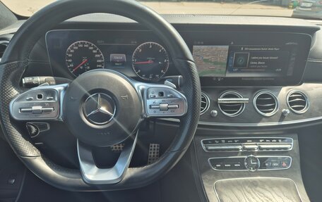 Mercedes-Benz E-Класс, 2018 год, 4 050 000 рублей, 8 фотография