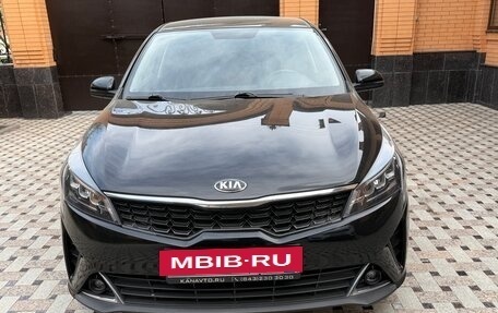 KIA Rio IV, 2021 год, 1 890 000 рублей, 2 фотография