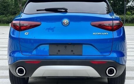 Alfa Romeo Stelvio, 2021 год, 3 370 000 рублей, 6 фотография