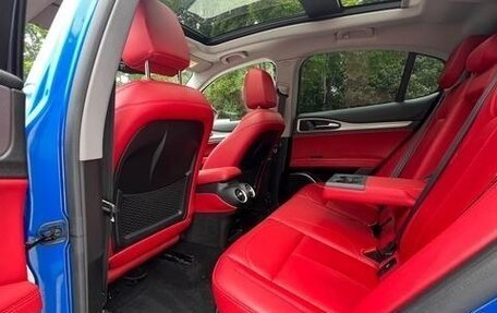 Alfa Romeo Stelvio, 2021 год, 3 370 000 рублей, 9 фотография