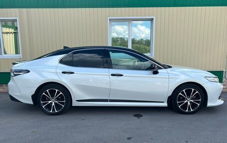 Toyota Camry, 2020 год, 3 299 000 рублей, 11 фотография