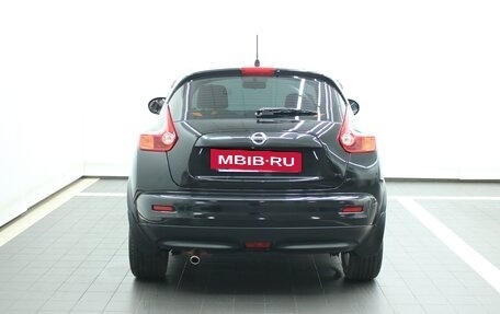 Nissan Juke II, 2012 год, 815 000 рублей, 11 фотография
