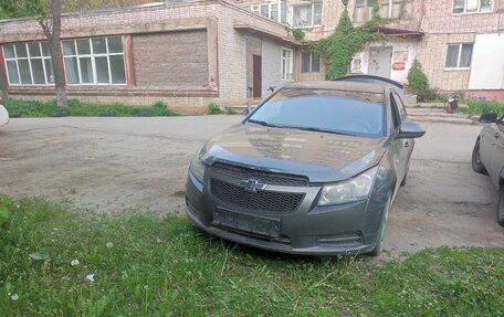 Chevrolet Cruze II, 2010 год, 300 000 рублей, 6 фотография
