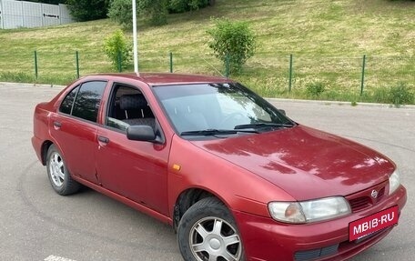 Nissan Almera, 1997 год, 130 000 рублей, 2 фотография