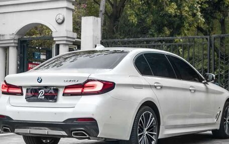 BMW 5 серия, 2022 год, 3 000 000 рублей, 6 фотография