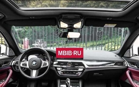 BMW 5 серия, 2022 год, 3 000 000 рублей, 13 фотография