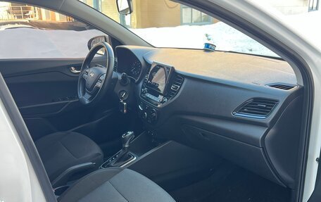 Hyundai Solaris II рестайлинг, 2021 год, 1 529 000 рублей, 15 фотография