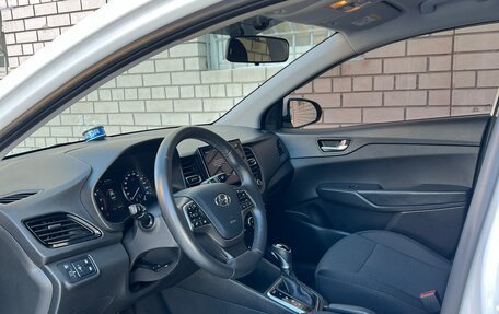 Hyundai Solaris II рестайлинг, 2021 год, 1 529 000 рублей, 17 фотография