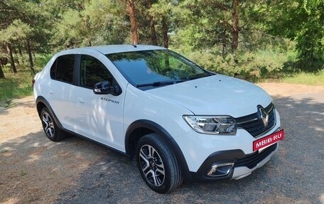 Renault Logan II, 2022 год, 1 800 000 рублей, 5 фотография