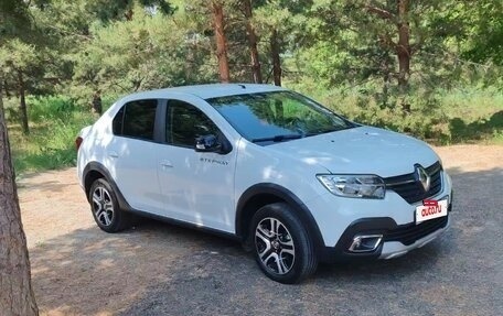 Renault Logan II, 2022 год, 1 800 000 рублей, 12 фотография