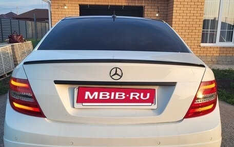 Mercedes-Benz C-Класс, 2011 год, 1 500 000 рублей, 6 фотография