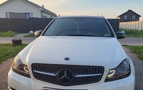 Mercedes-Benz C-Класс, 2011 год, 1 500 000 рублей, 4 фотография