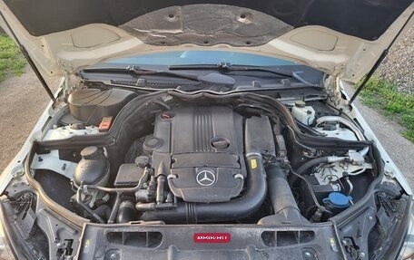 Mercedes-Benz C-Класс, 2011 год, 1 500 000 рублей, 3 фотография