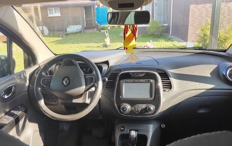 Renault Kaptur I рестайлинг, 2017 год, 1 390 000 рублей, 3 фотография