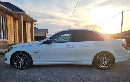 Mercedes-Benz C-Класс, 2011 год, 1 500 000 рублей, 12 фотография