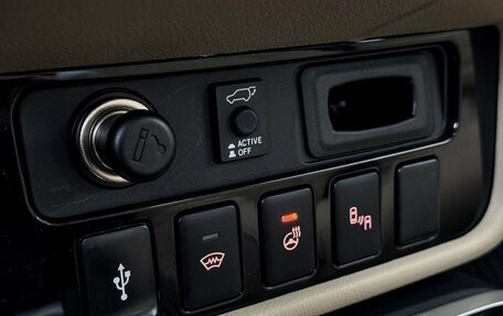 Mitsubishi Outlander III рестайлинг 3, 2019 год, 2 499 000 рублей, 18 фотография