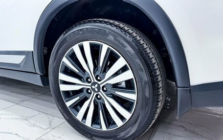 Mitsubishi Outlander III рестайлинг 3, 2019 год, 2 499 000 рублей, 31 фотография