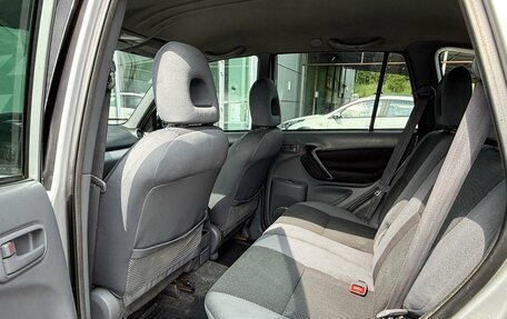 Toyota RAV4, 2003 год, 675 000 рублей, 11 фотография