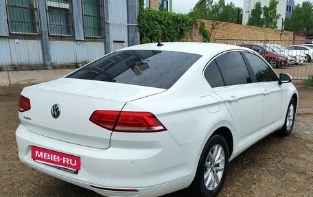 Volkswagen Passat B8 рестайлинг, 2019 год, 2 600 000 рублей, 6 фотография