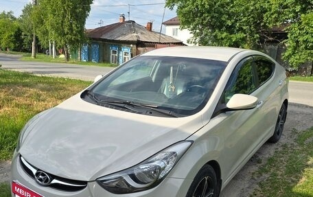 Hyundai Elantra V, 2012 год, 1 320 000 рублей, 2 фотография
