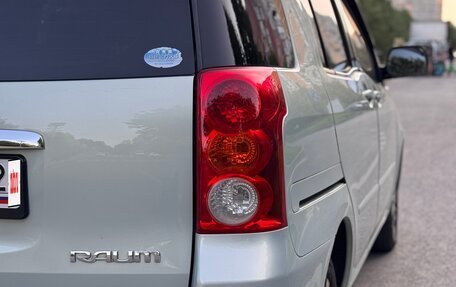Toyota Raum II, 2004 год, 590 000 рублей, 10 фотография