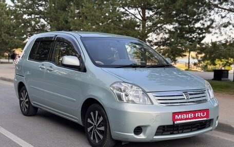 Toyota Raum II, 2004 год, 590 000 рублей, 3 фотография