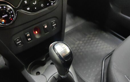 Renault Sandero II рестайлинг, 2017 год, 958 000 рублей, 17 фотография