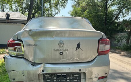 Renault Logan II, 2015 год, 300 000 рублей, 3 фотография