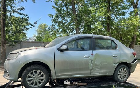 Renault Logan II, 2015 год, 300 000 рублей, 4 фотография